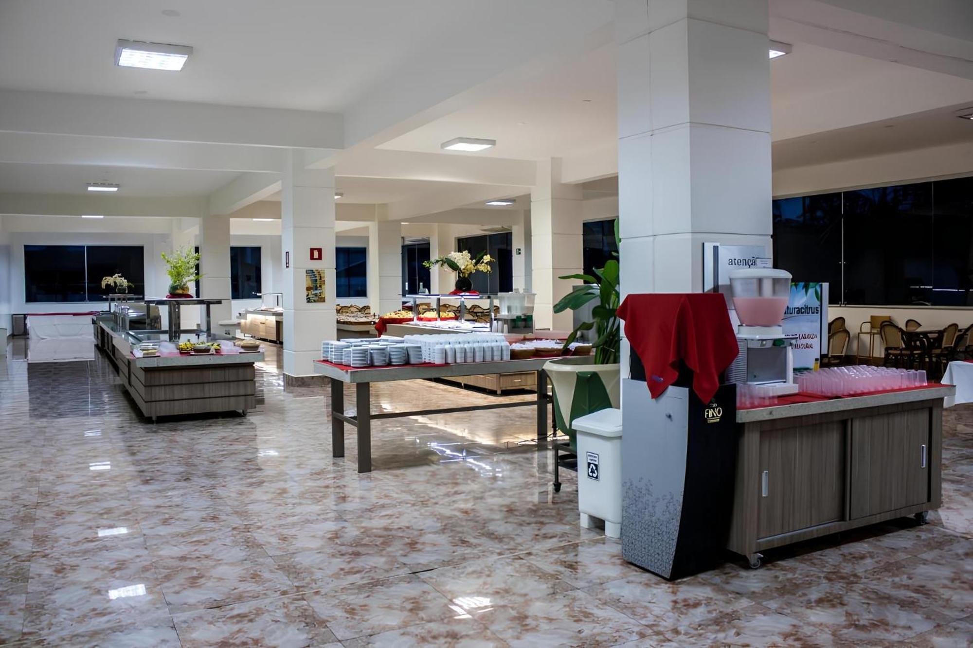 Apartament Diroma Lacqua I II Ii IV V Caldas Novas Zewnętrze zdjęcie