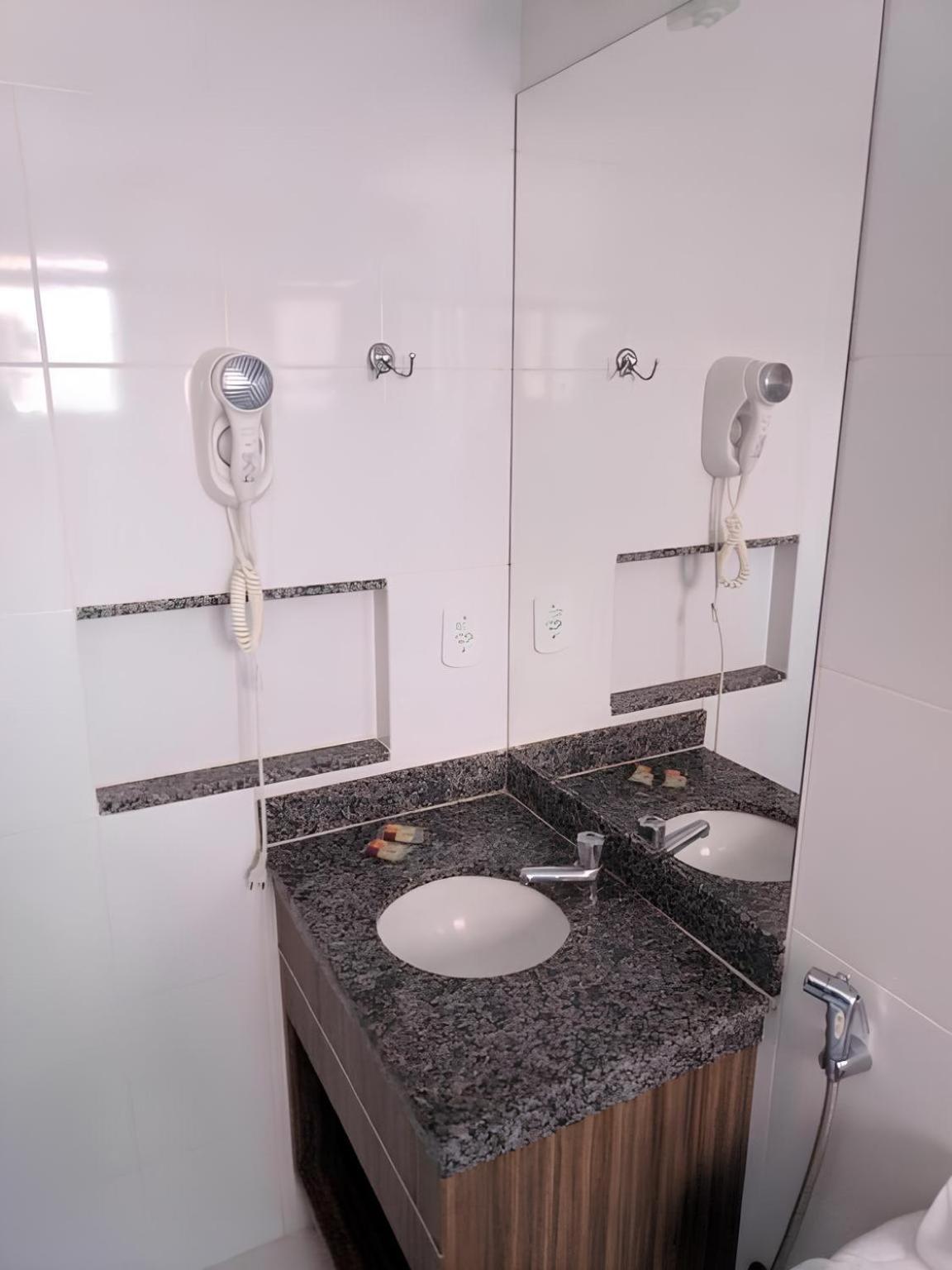 Apartament Diroma Lacqua I II Ii IV V Caldas Novas Zewnętrze zdjęcie